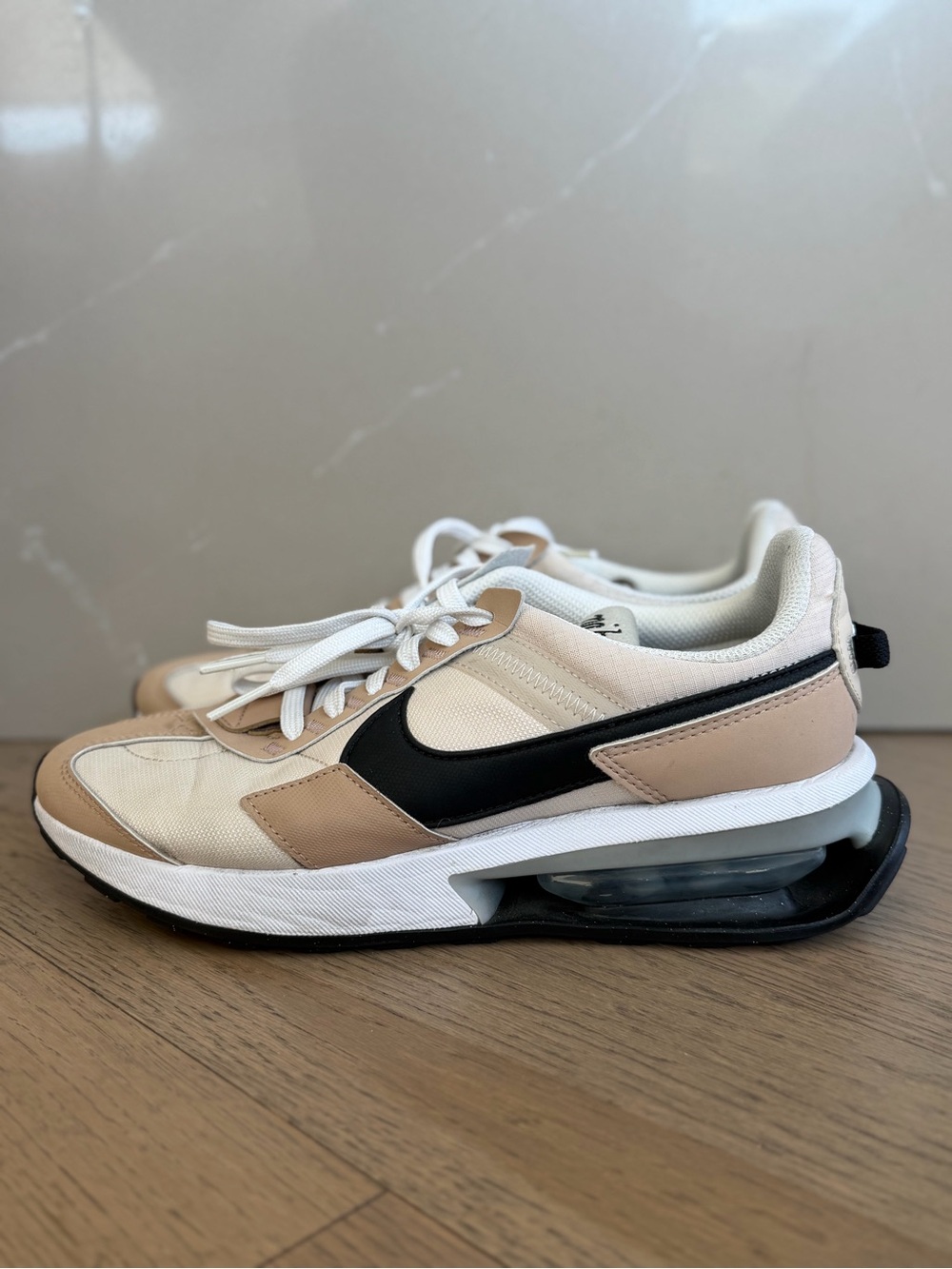 Nike Women's Air Max Pre-Day in "Oatmeal" - Picture 2 of 6